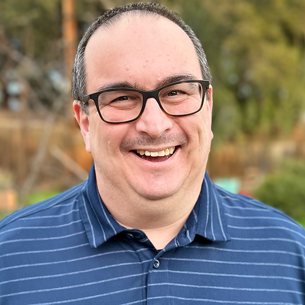 Headshot photo of Jefferson.